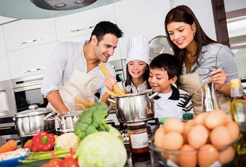 Sodelovanje pri pripravi hrane